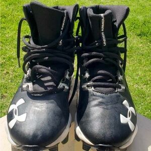 Under Armour Kids Black and White cleats
